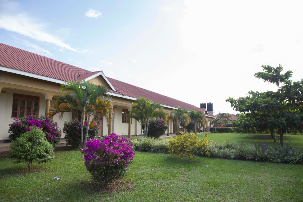The Sparrow Hotels Soroti Exteriör bild