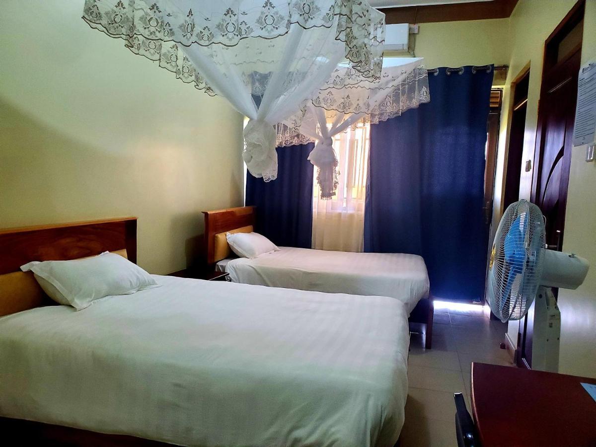 The Sparrow Hotels Soroti Exteriör bild