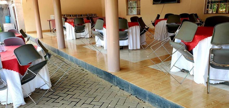 The Sparrow Hotels Soroti Exteriör bild